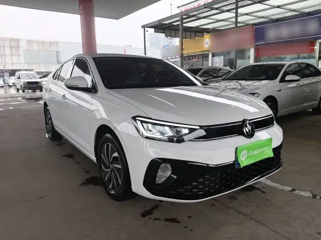Volkswagen Lavida — Фото автомобиля 3