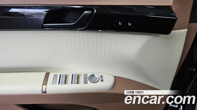 Hyundai Grandeur GN7 — Фото автомобиля 30