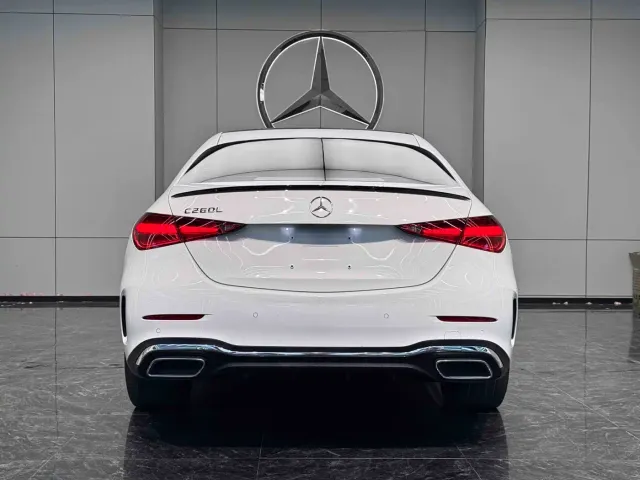 Mercedes-Benz C-Class — Фото автомобиля 8