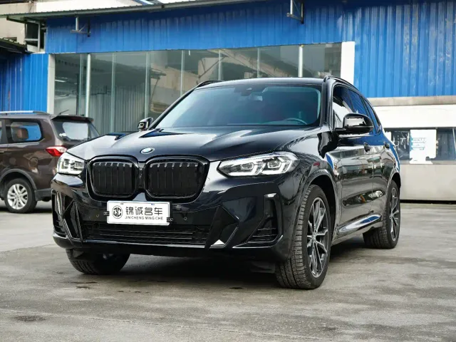 Фотография автомобиля — BMW X3