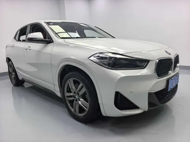 BMW X2 — Фото автомобиля 3