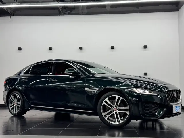 Jaguar XEL — Фото автомобиля 3