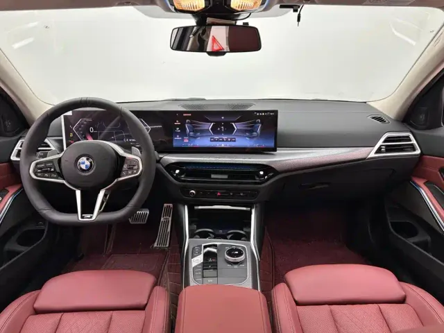 BMW 3 Series — Фото автомобиля 10
