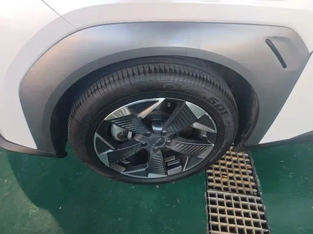 GAC Aion Y — Фото автомобиля 22