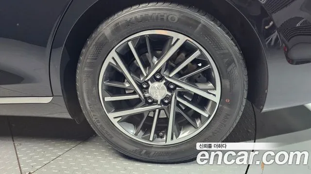 Hyundai Grandeur Новый Grandeur IG — Фото автомобиля 20