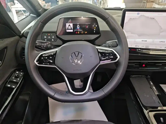 Volkswagen ID.3 — Фото автомобиля 10
