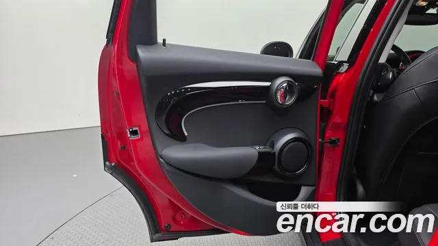 MINI Cooper — Фото автомобиля 14