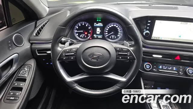 Hyundai Sonata — Фото автомобиля 13