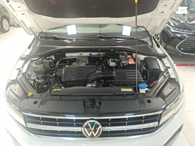 Volkswagen Bora — Фото автомобиля 19