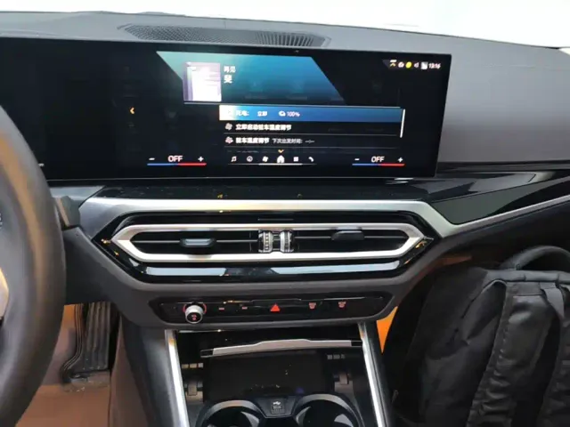 BMW i3 — Фото автомобиля 12