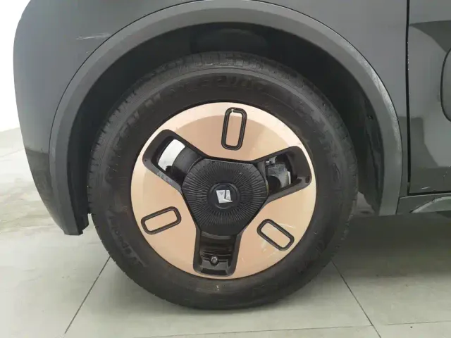 Baojun KiWi EV — Фото автомобиля 17
