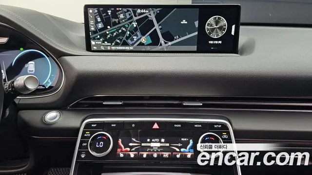 Genesis GV80 — Фото автомобиля 21