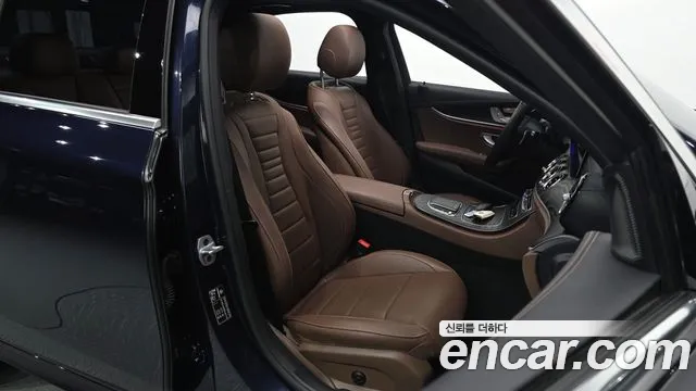 Mercedes-Benz E-Class W213 — Фото автомобиля 16
