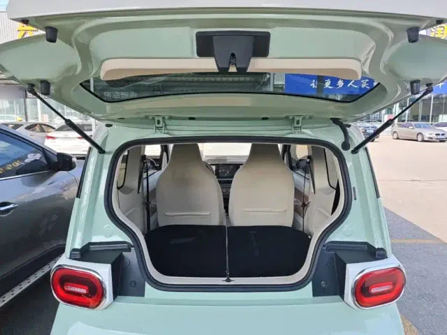Wuling Hongguang Mini EV — Фото автомобиля 18