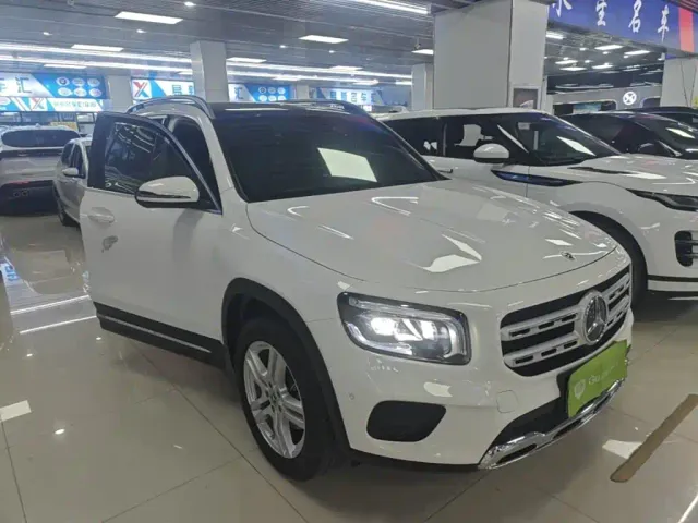 Mercedes-Benz GLB-Class — Фото автомобиля 21