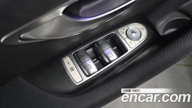Mercedes-Benz E-Class E-класс W213 E350 4MATIC Exclusive — Фото автомобиля 23