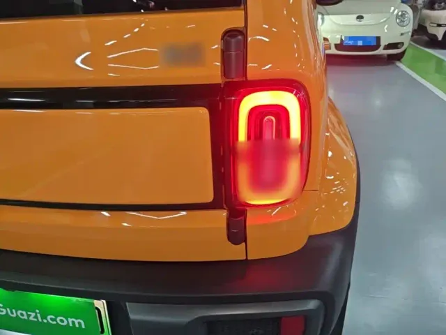 Baojun Yep — Фото автомобиля 7
