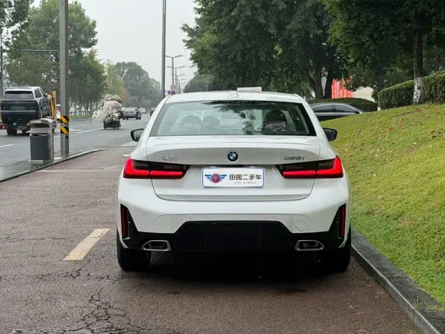 BMW 3 Series — Фото автомобиля 5