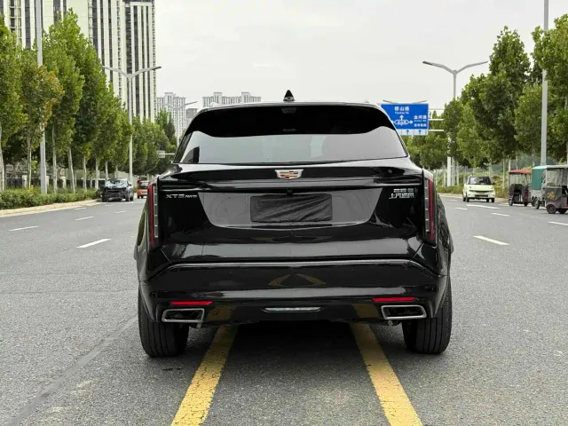 Cadillac XT5 — Фото автомобиля 7