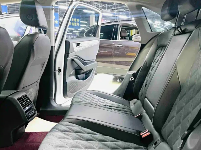 Volkswagen Sagitar — Фото автомобиля 8