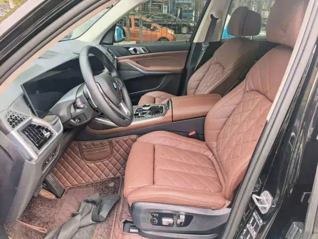 BMW X7 — Фото автомобиля 5