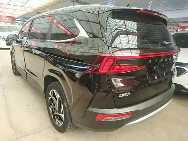 Hyundai Custo — Фото автомобиля 4