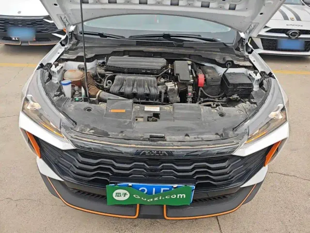 Dongfeng Yixuan — Фото автомобиля 19