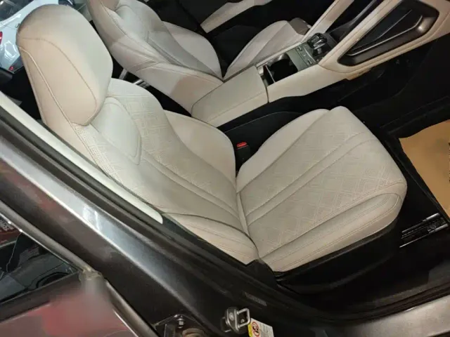 BYD Yuan UP 2024 301KM Leading Edition — Фото автомобиля 24