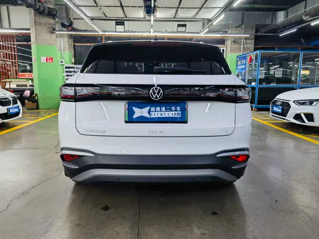 Volkswagen ID.4 X — Фото автомобиля 5