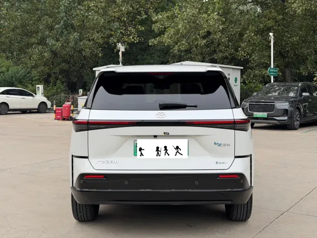 Toyota BoZhi 3X — Фото автомобиля 26