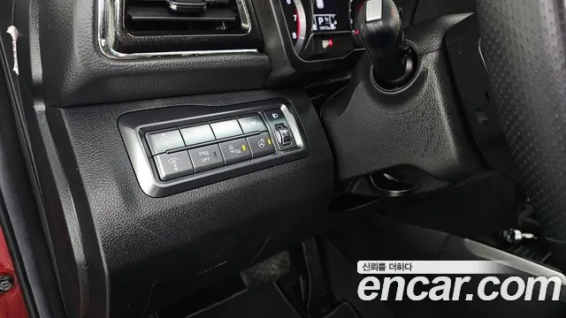 KG_Mobility_Ssangyong TIBOLI Very New Tivoli Бензин 1.5 2WD — Фото автомобиля 13