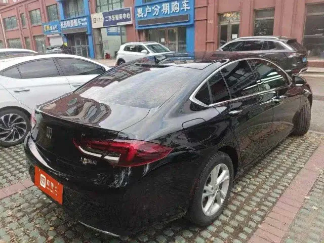 Buick Regal — Фото автомобиля 2