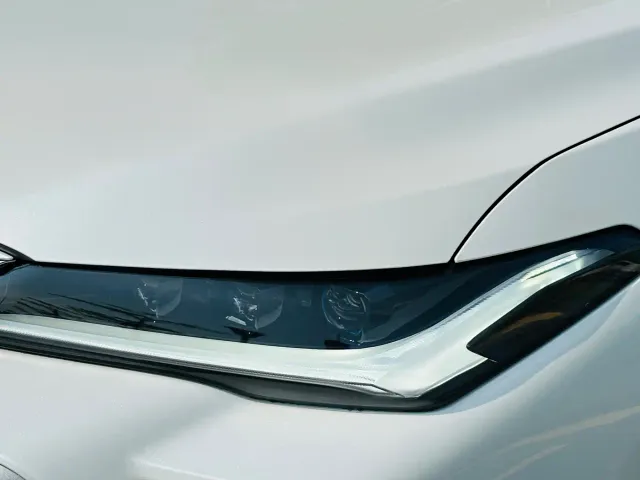 Toyota Avalon — Фото автомобиля 10