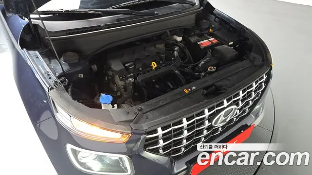 Hyundai Venue — Фото автомобиля 5