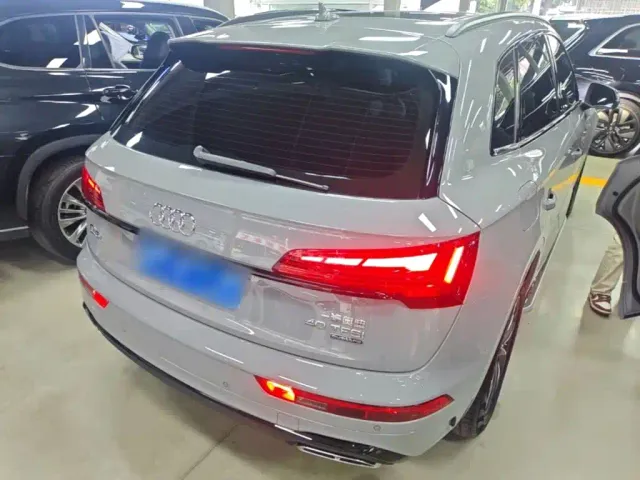 Audi Q5L — Фото автомобиля 6