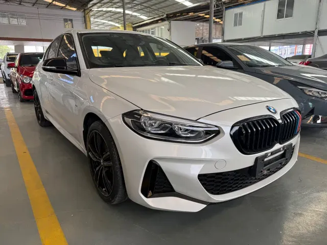 BMW 1 Series — Фото автомобиля 3
