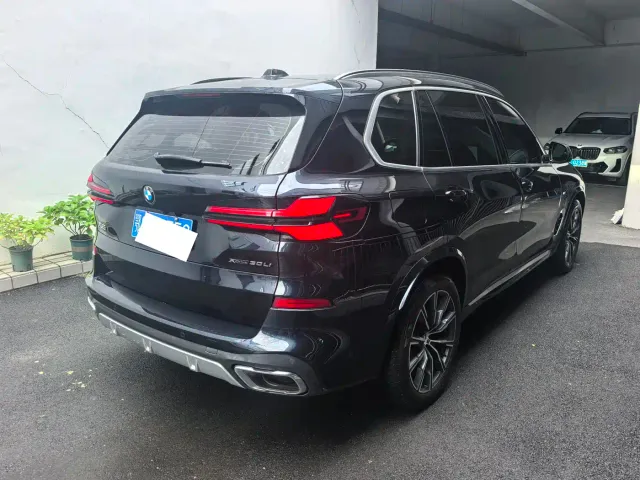 BMW X5 — Фото автомобиля 5