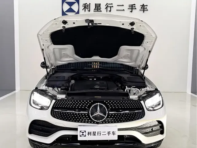 Mercedes-Benz Mercedes-Benz GLC Coupe 2022 Facelift GLC 260 4MATIC Coupe SUV — Фото автомобиля 12