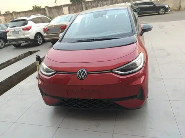 Volkswagen ID.3 — Фото автомобиля 2