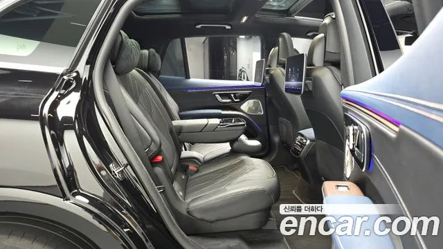 Mercedes-Benz EQS — Фото автомобиля 10