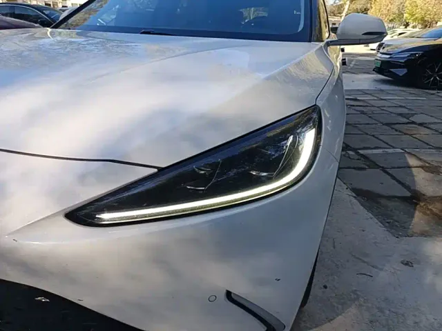 Arcfox Alpha S — Фото автомобиля 23