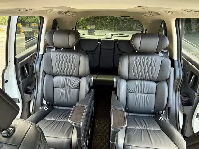 Honda Elysion — Фото автомобиля 11