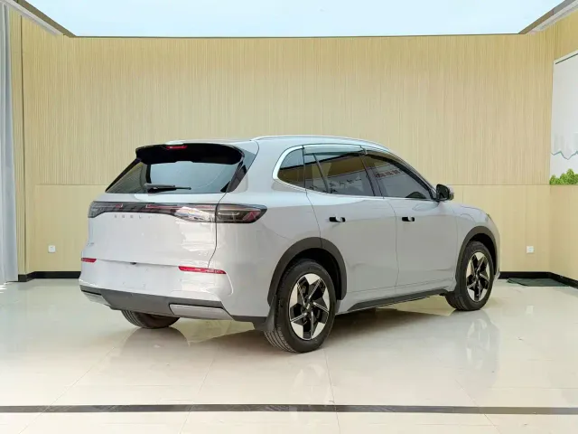 Geely Galaxy E5 — Фото автомобиля 21