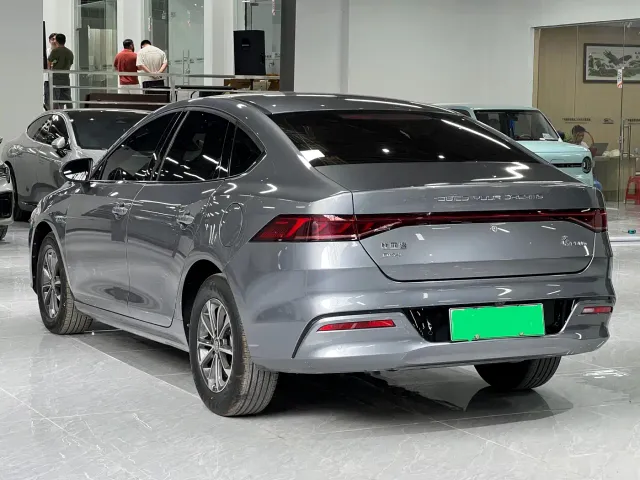 BYD Qin PLUS — Фото автомобиля 20