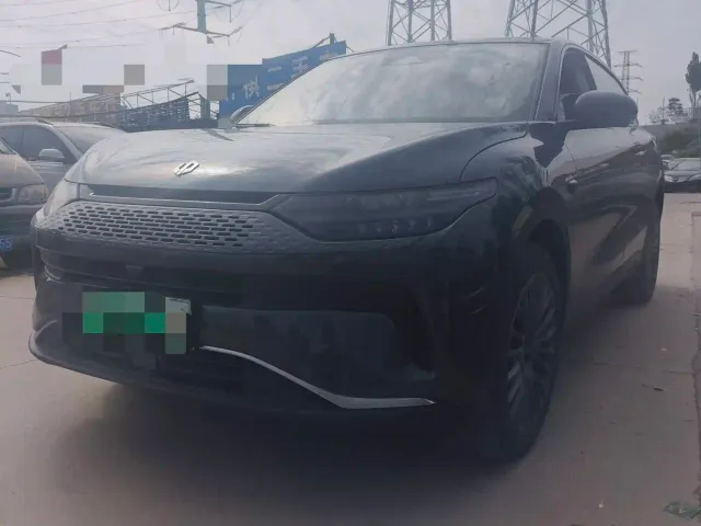 Фотография автомобиля — Leapmotor C11