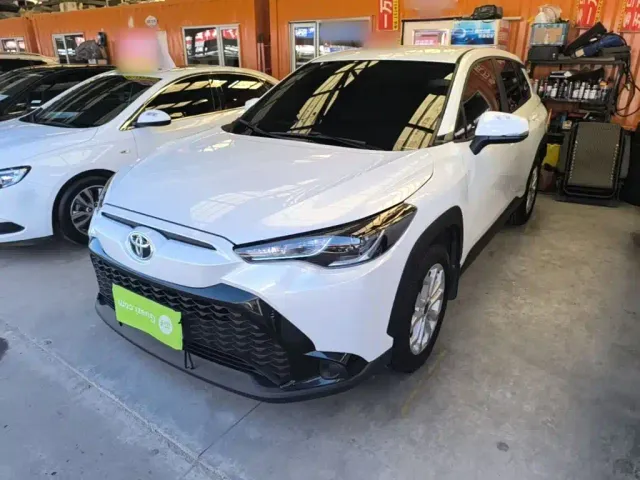 Фотография автомобиля — Toyota Frontlander