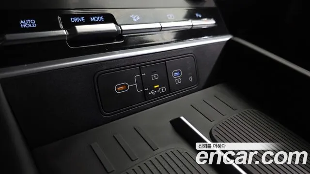 Hyundai Santa Fe MX5 — Фото автомобиля 18