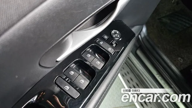 Hyundai Tucson Tucson (NX4) Бензин 1.6 Turbo 4WD — Фото автомобиля 17