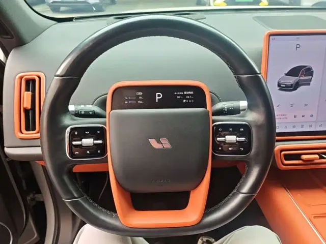 Li Auto L6 — Фото автомобиля 10