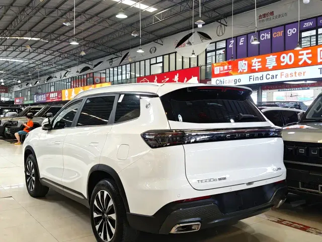 Chery Tiggo 8 PLUS — Фото автомобиля 4